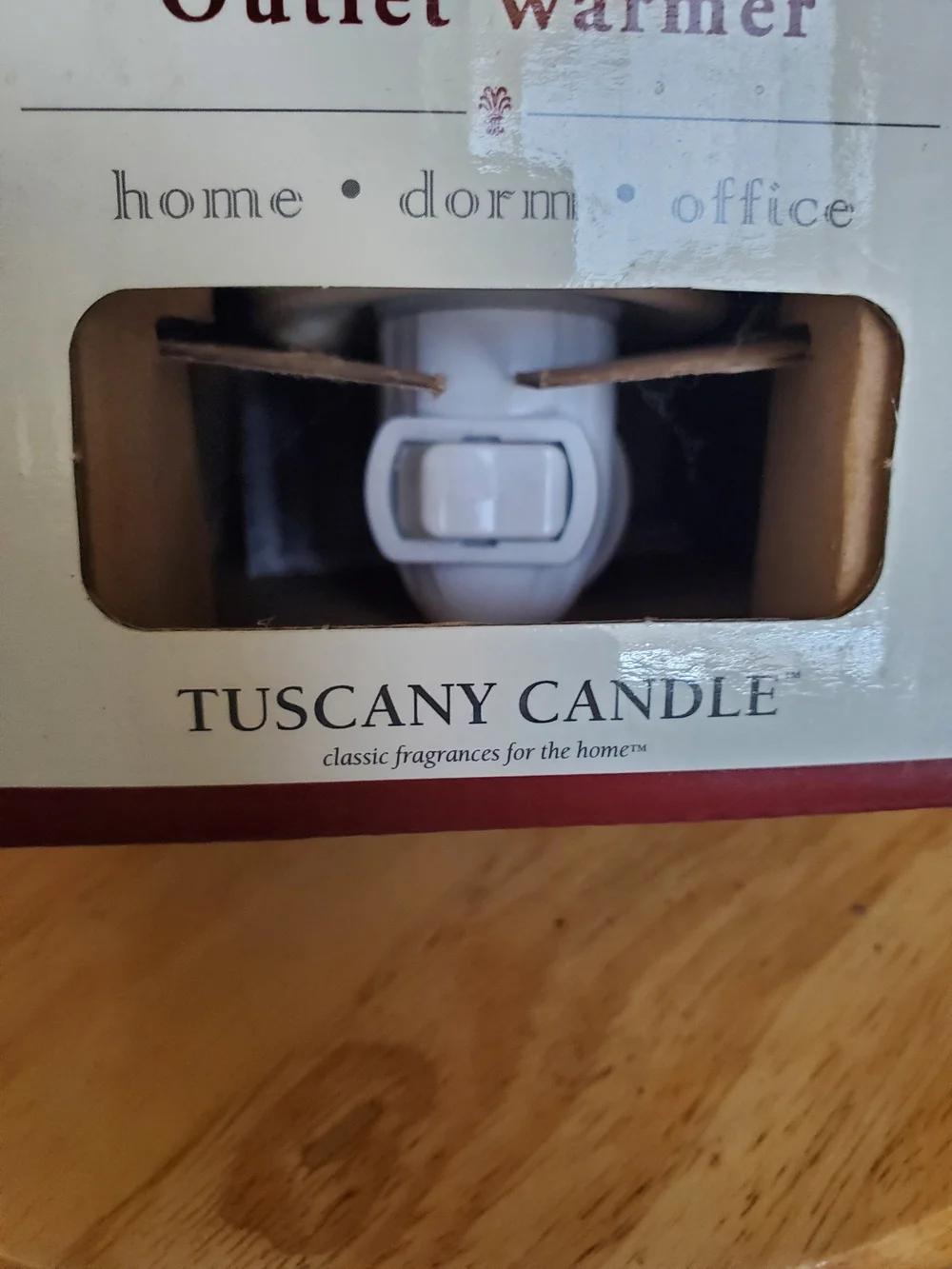 Tuscany Candle Cream Outlet Warmer